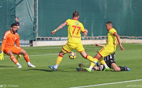 Hazırlık Maçı: Göztepe 2-0 Manisaspor