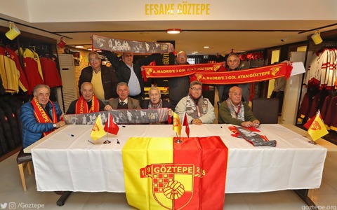 Efsane Atkı Satışa Sunuldu