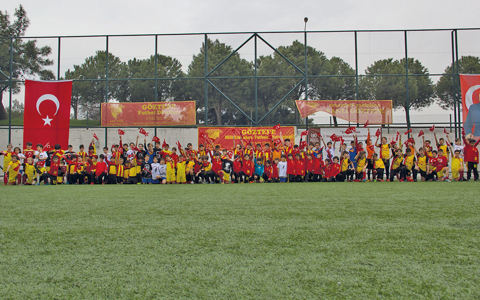 18 Mart Futbol Şenliği Gerçekleşti