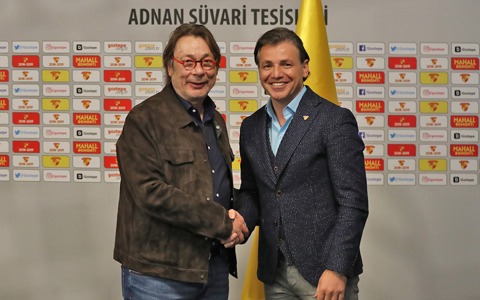 Tamer Tuna ile Sözleşme İmzaladık