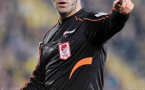 Y. Denizlispor Maçını Suat Arslanboğa Yönetecek