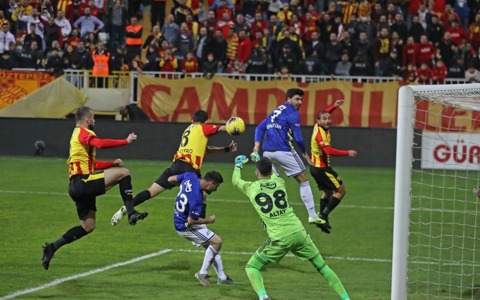 Matchday #13: Göztepe 2-2 Fenerbahçe