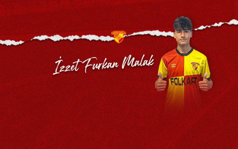 İzzet Furkan Malak Profesyonel Oldu