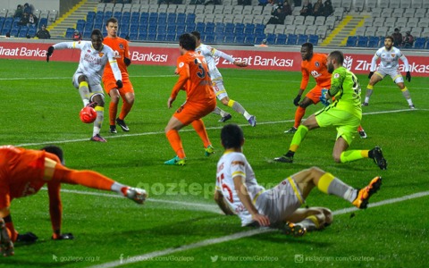 Başakşehir 6-2 Göztepe